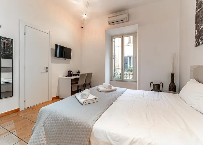 Gasthof Cristel - Termini Train Station 4*