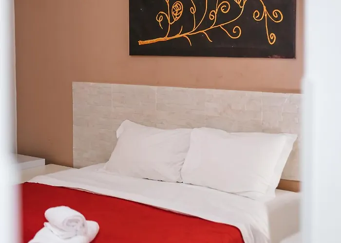 Gasthof Cristel - Termini Train Station 4*